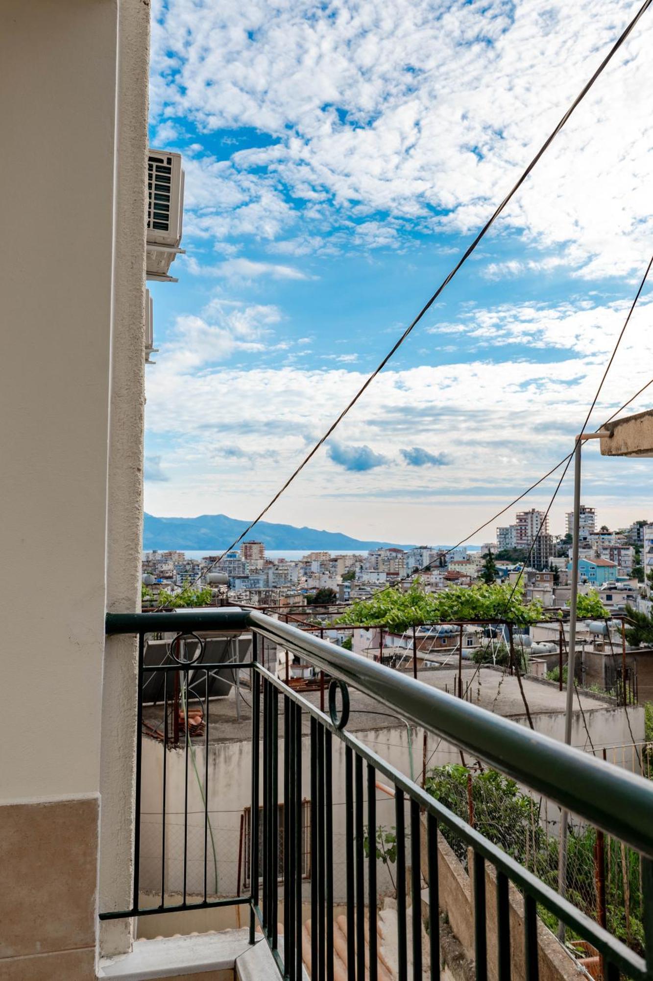 Harmony Apartment Sarandë Exteriör bild